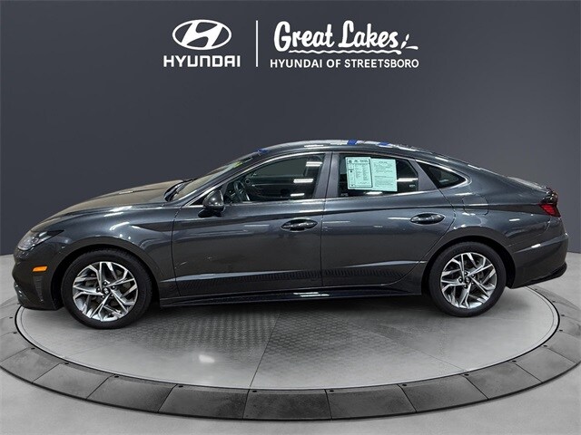 2023 Hyundai Sonata SEL photo 2