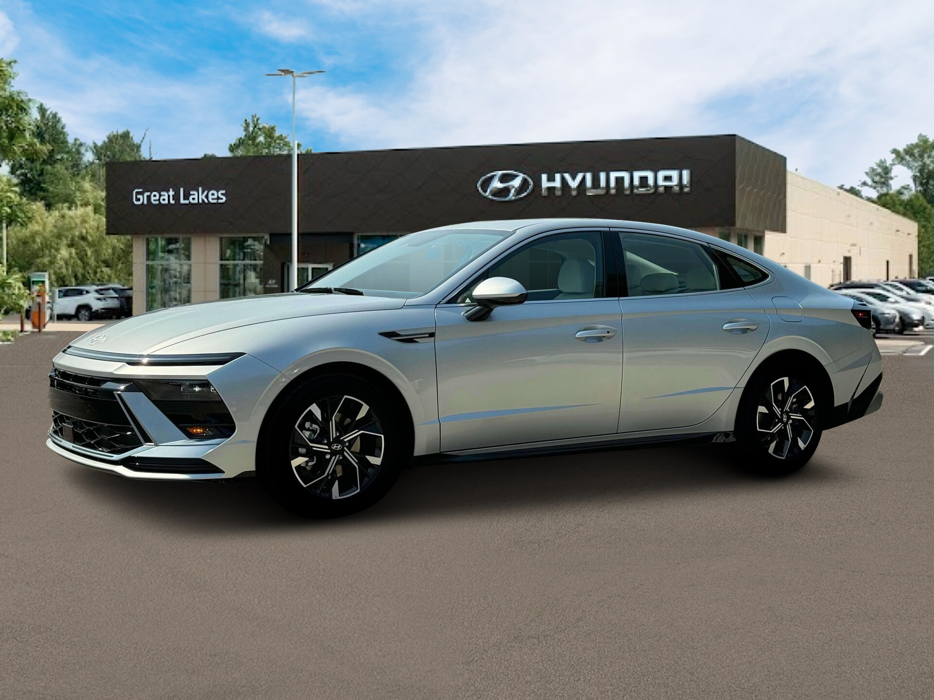 2025 Hyundai Sonata SEL photo 2