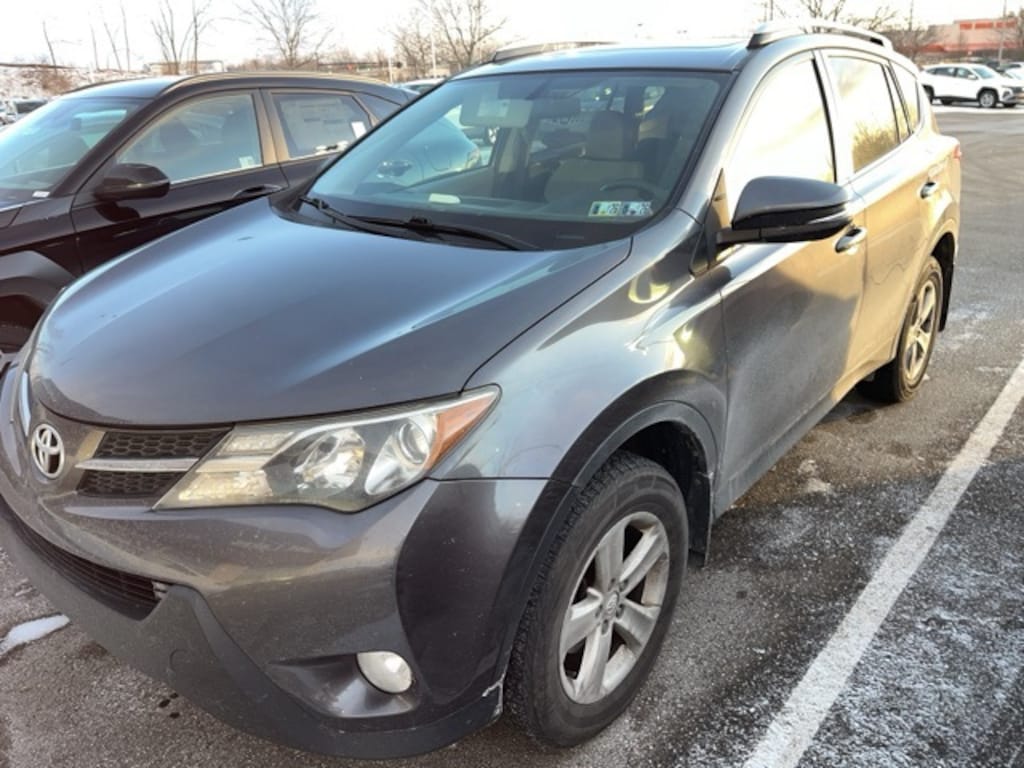 Used 2013 Toyota RAV4 XLE SUV