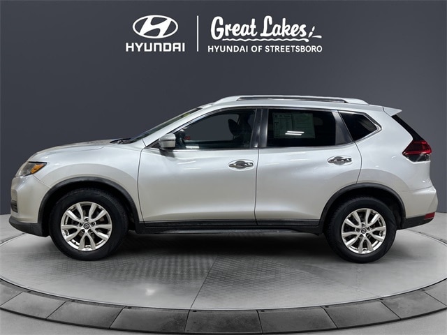 Used 2018 Nissan Rogue SV with VIN KNMAT2MT4JP584567 for sale in Streetsboro, OH