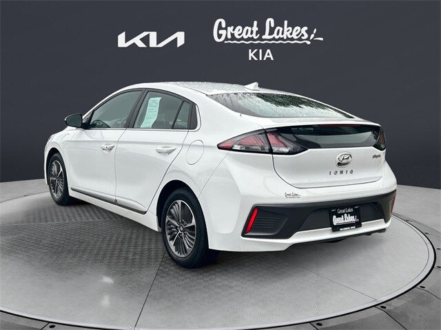 2021 Hyundai Ioniq Plug-In Hybrid SEL photo 4