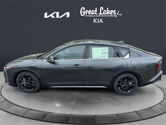 2025 Kia K4 GT-Line Turbo photo 3