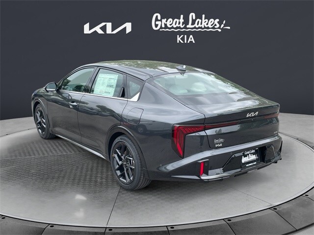 2025 Kia K4 GT-Line Turbo photo 4