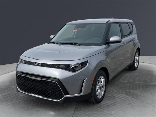 2025 Kia Soul S photo 2