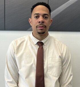 Staff member Ricardo Holloway from 7e6356ad0a9d