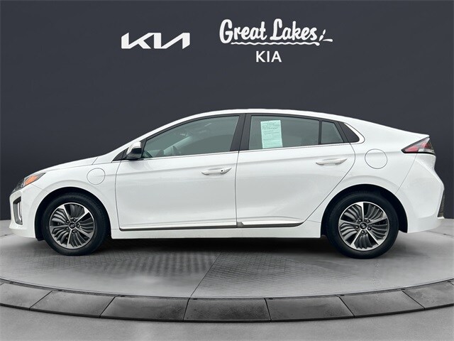 2021 Hyundai Ioniq Plug-In Hybrid SEL photo 3
