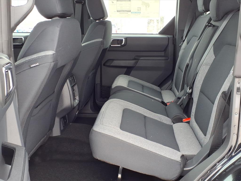 2025 Ford Bronco 4-Door Base - Photo 9