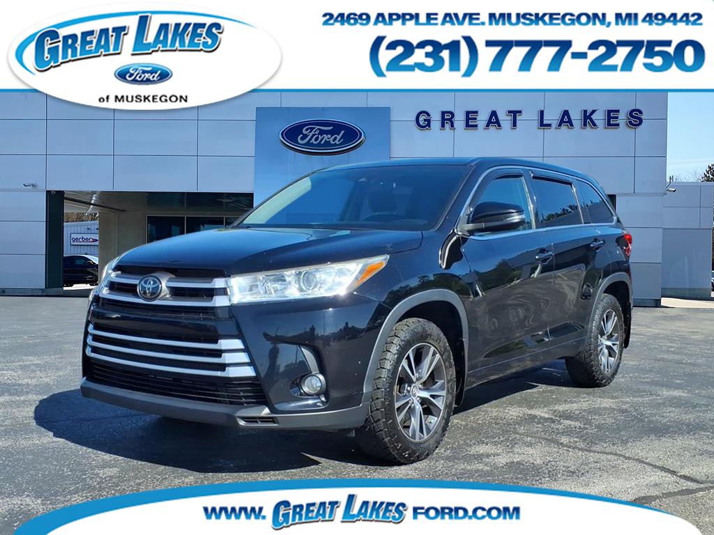 2018 Toyota Highlander LE Plus 4x4 V6's photo