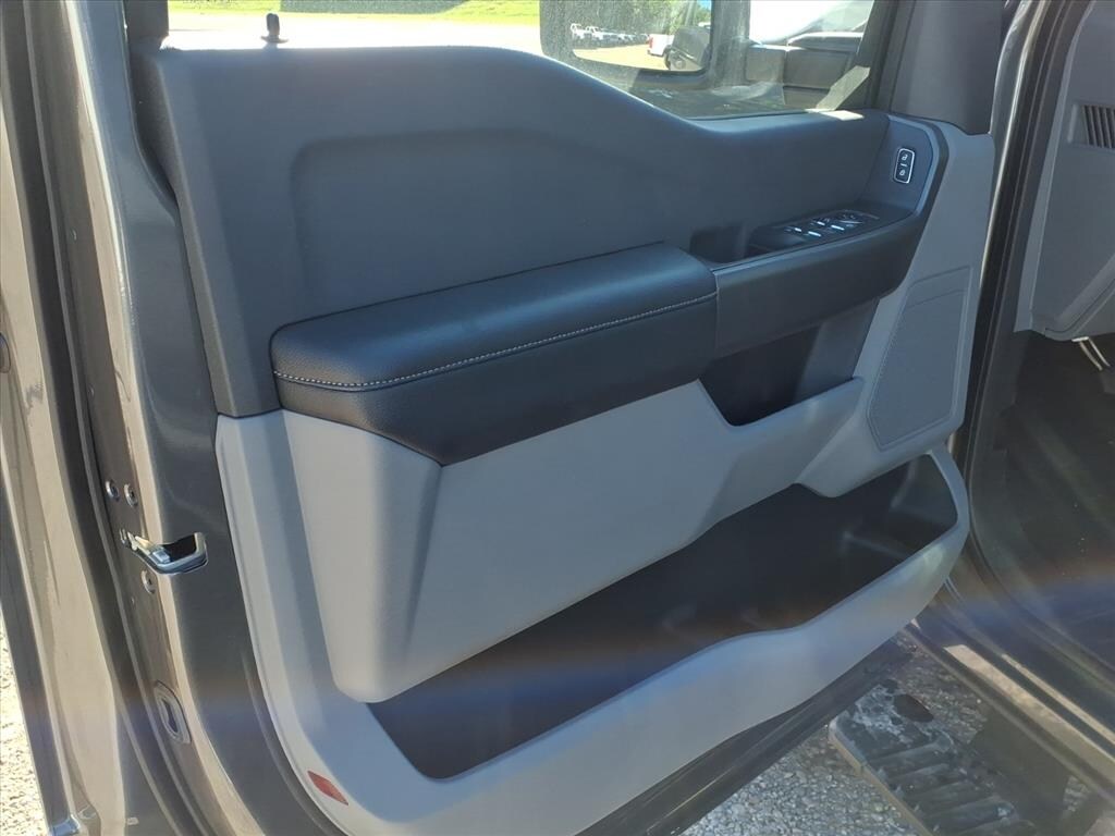 New 2026 Ford F-350 4x4 XL Crew Cab 8 ft. LB SRW Pickup