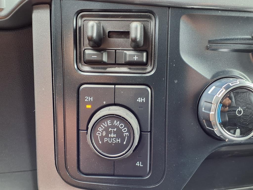 2025 Ford F-150 XLT - Photo 19