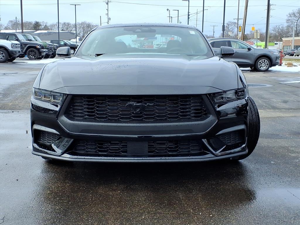 New Ford Mustang in Muskegon, MI