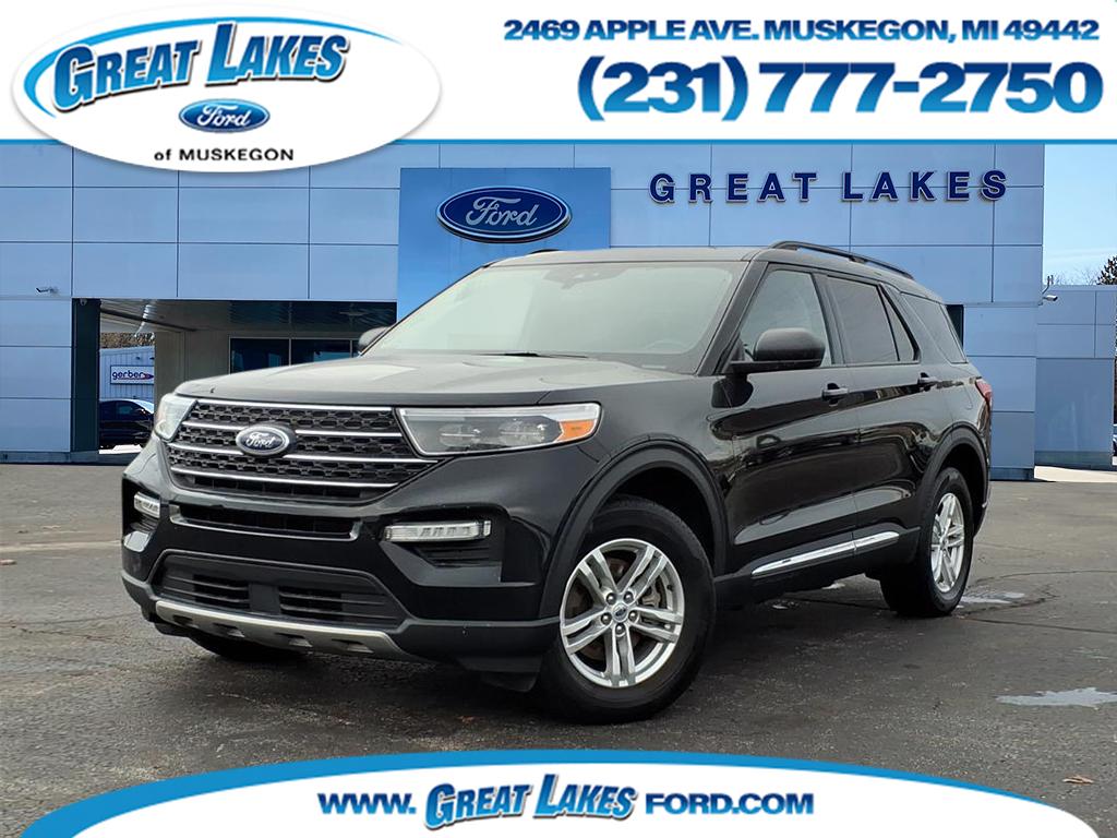 2023 Ford Explorer XLT's photo