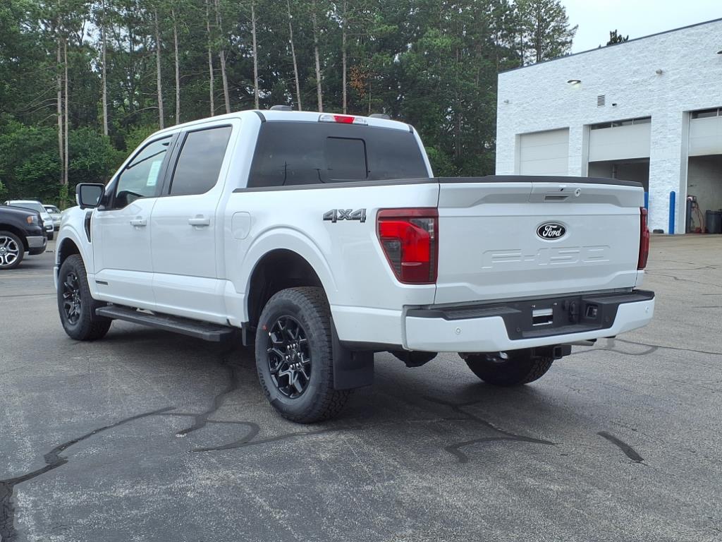 2025 Ford F-150 XLT - Photo 15