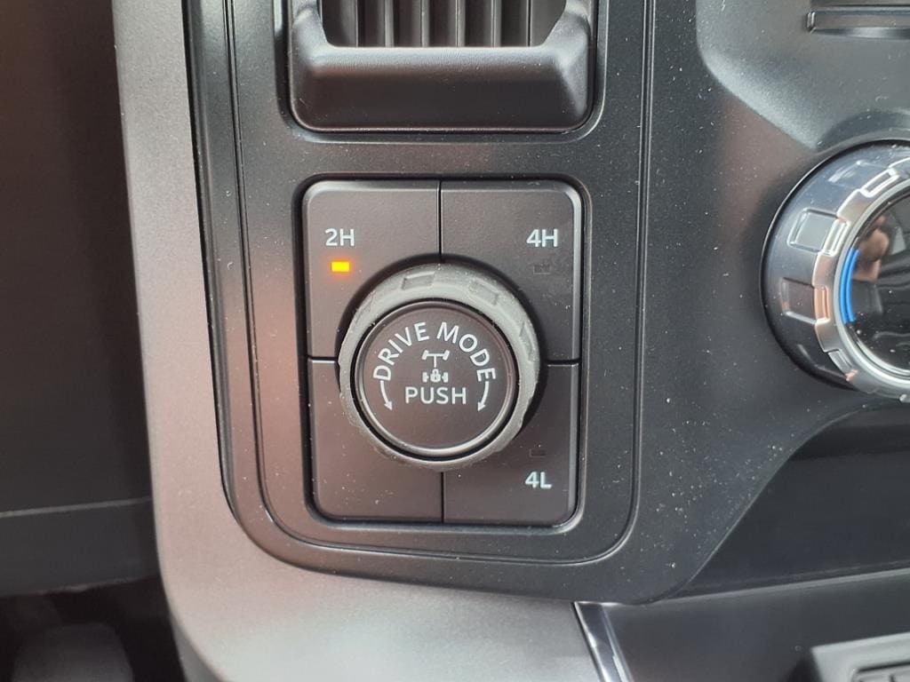 2025 Ford F-150 XLT - Photo 23