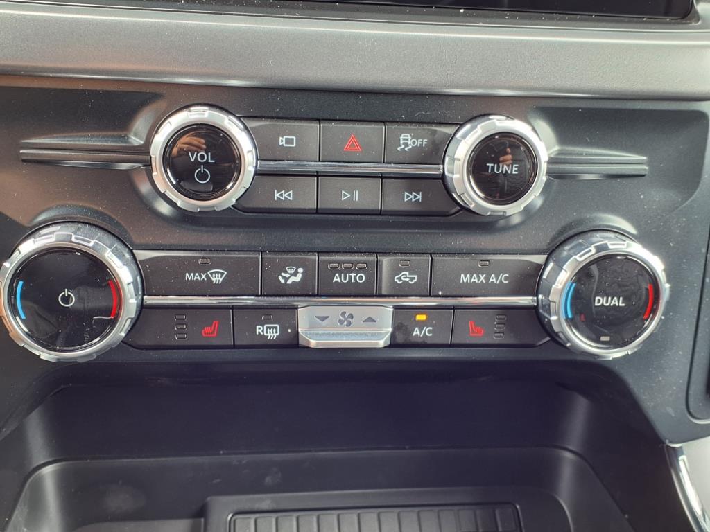 2025 Ford F-150 XLT - Photo 18