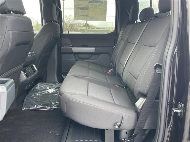 2025 Ford F-150 XLT - Photo 12