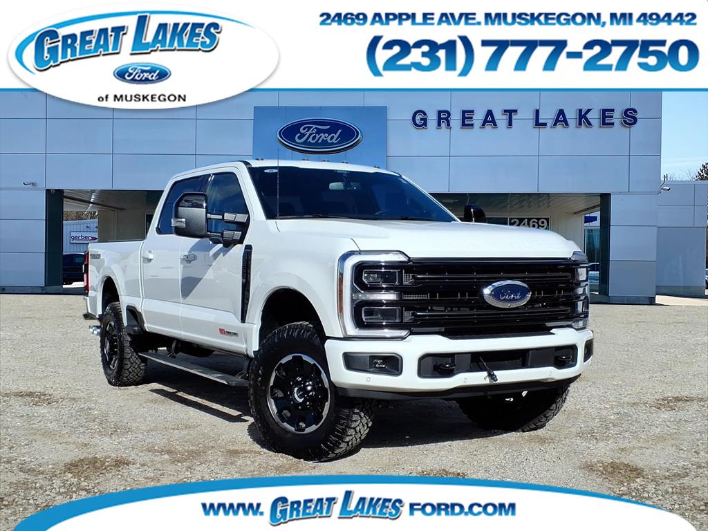 2026 Ford F-350 Super Duty Platinum's photo