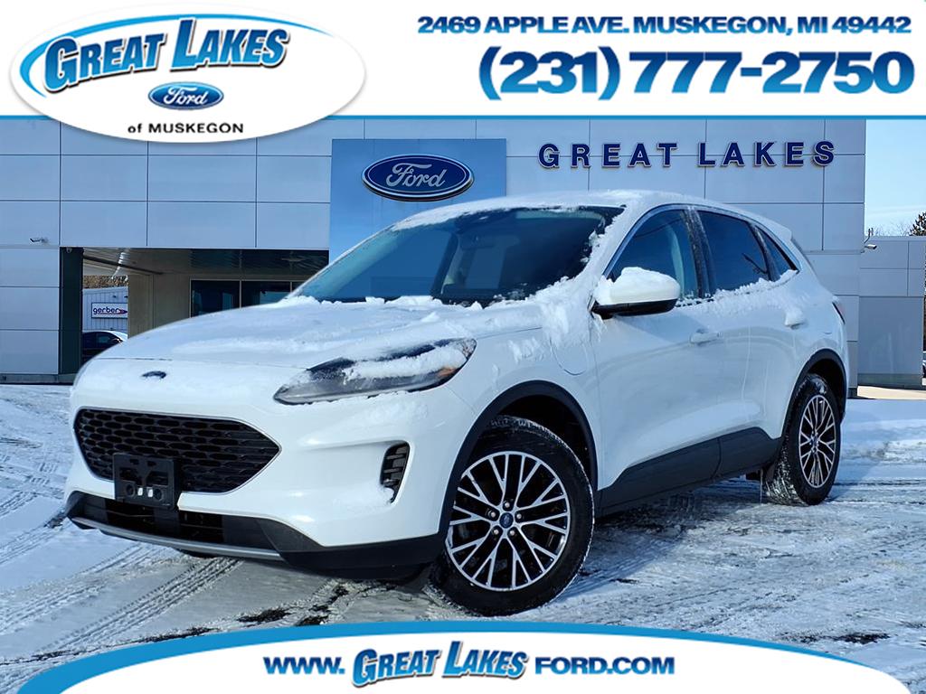 2021 Ford Escape SE's photo
