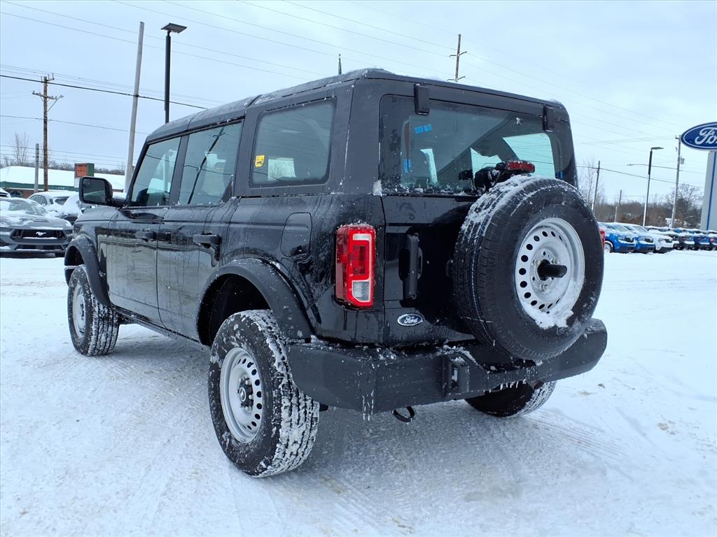 2025 Ford Bronco 4-Door Base - Photo 13