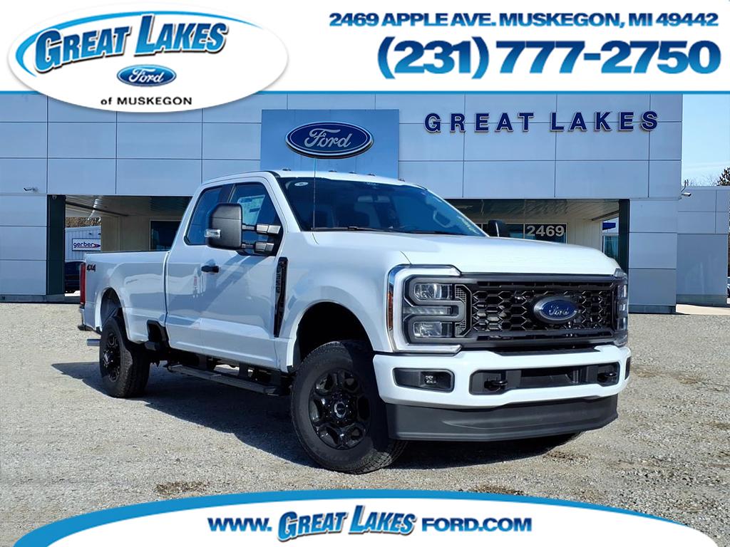 2026 Ford F-350 Super Duty XL's photo