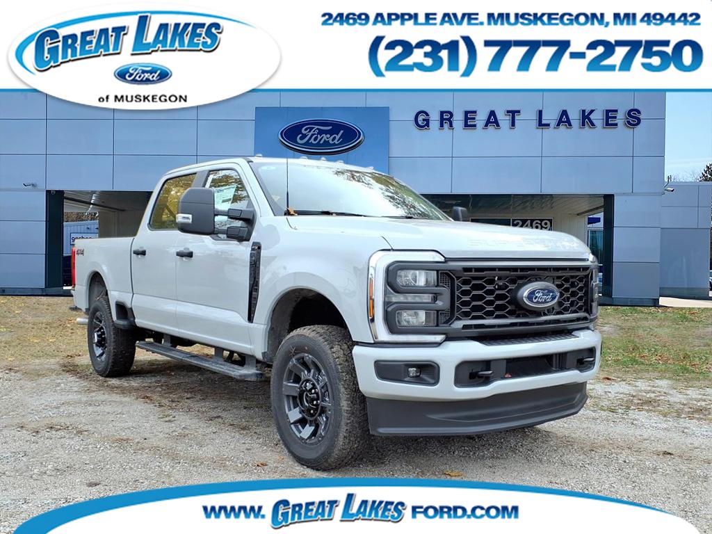 2026 Ford F-350 Super Duty XL's photo