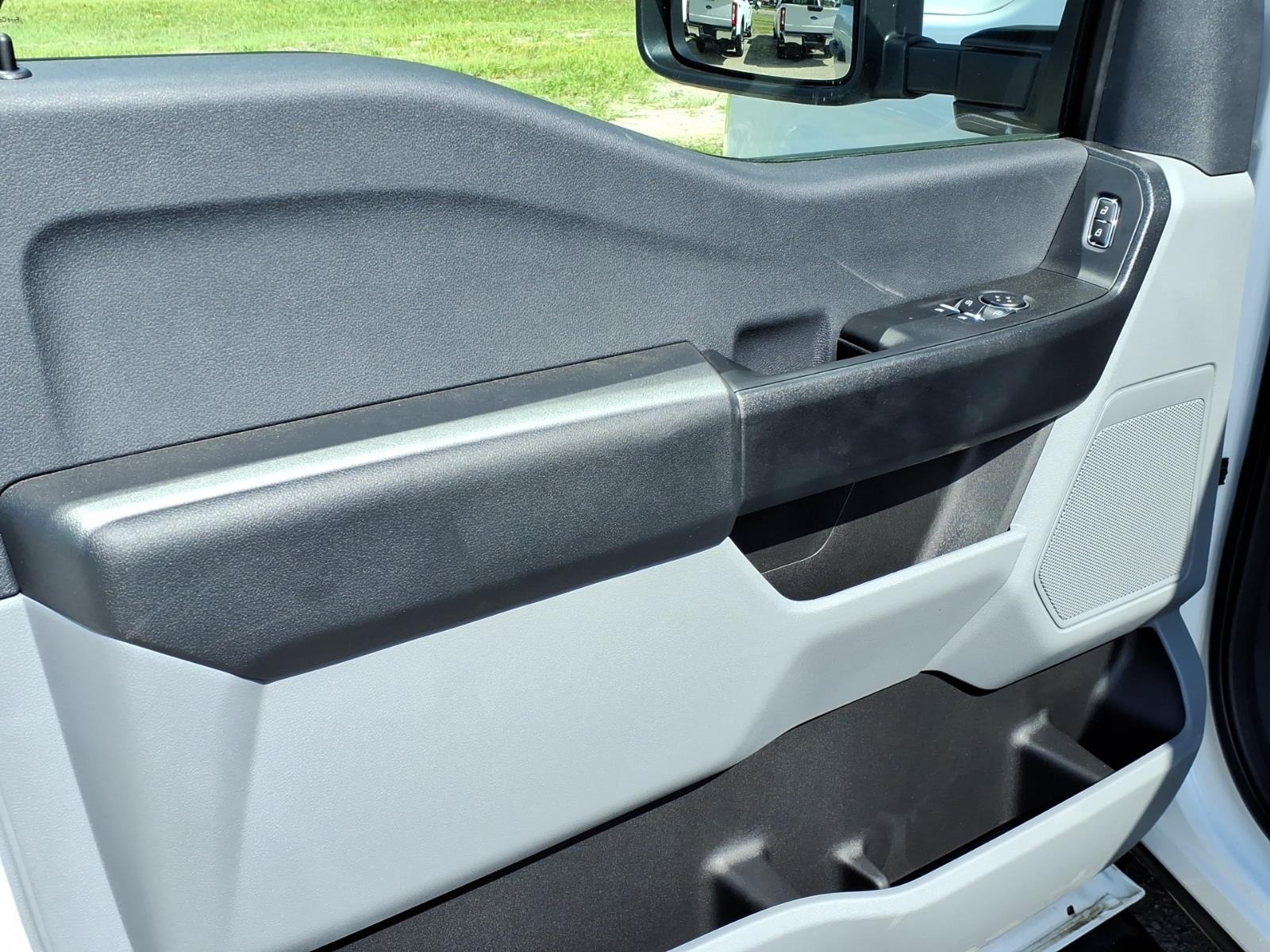 2026 Ford F-250 Super Duty XL - Photo 6