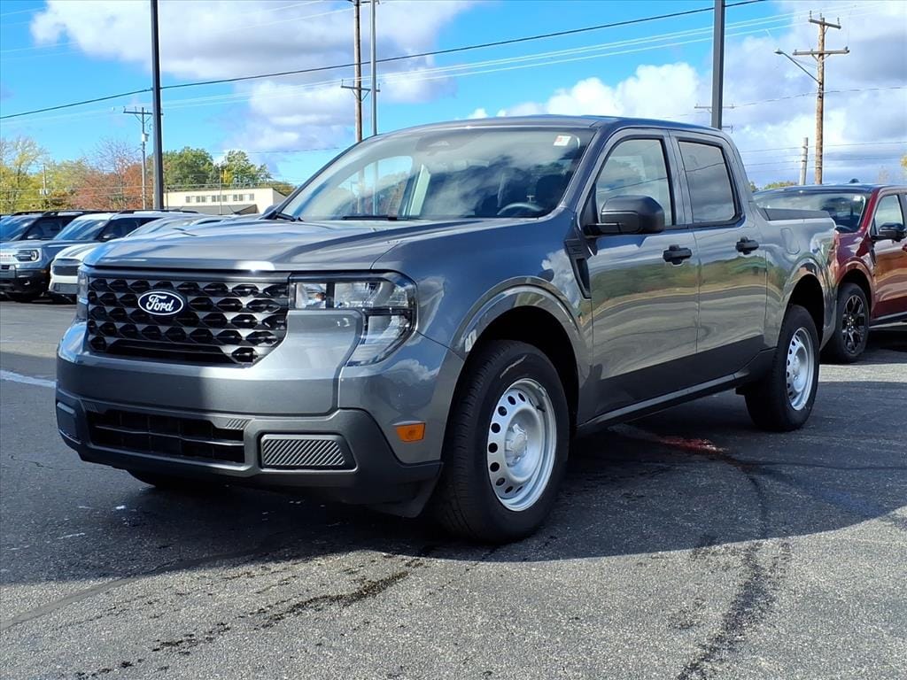 New 2025 Ford Maverick XL AWD XL SuperCrew 4.5 ft. SB