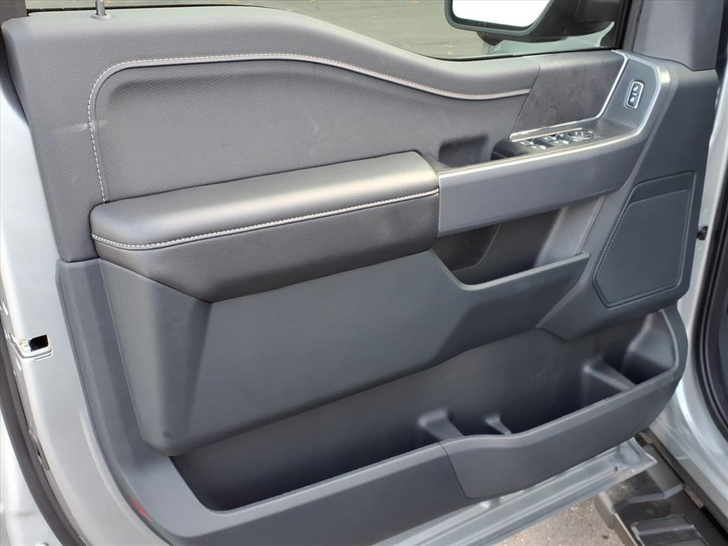 New 2025 Ford F-150 XLT 4x4 XLT SuperCrew 5.5 ft. SB