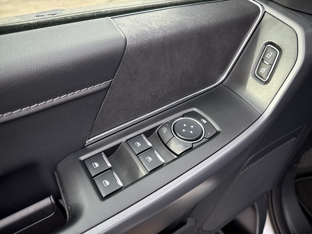 2025 Ford F-150 XLT - Photo 14