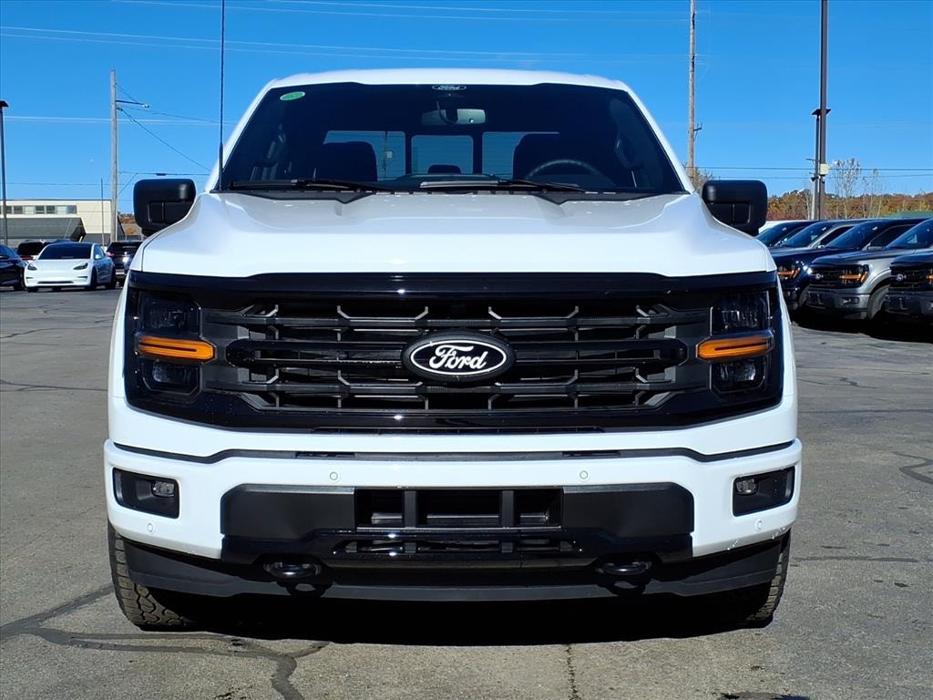 New 2025 Ford F-150 XLT 4x4 XLT SuperCrew 5.5 ft. SB