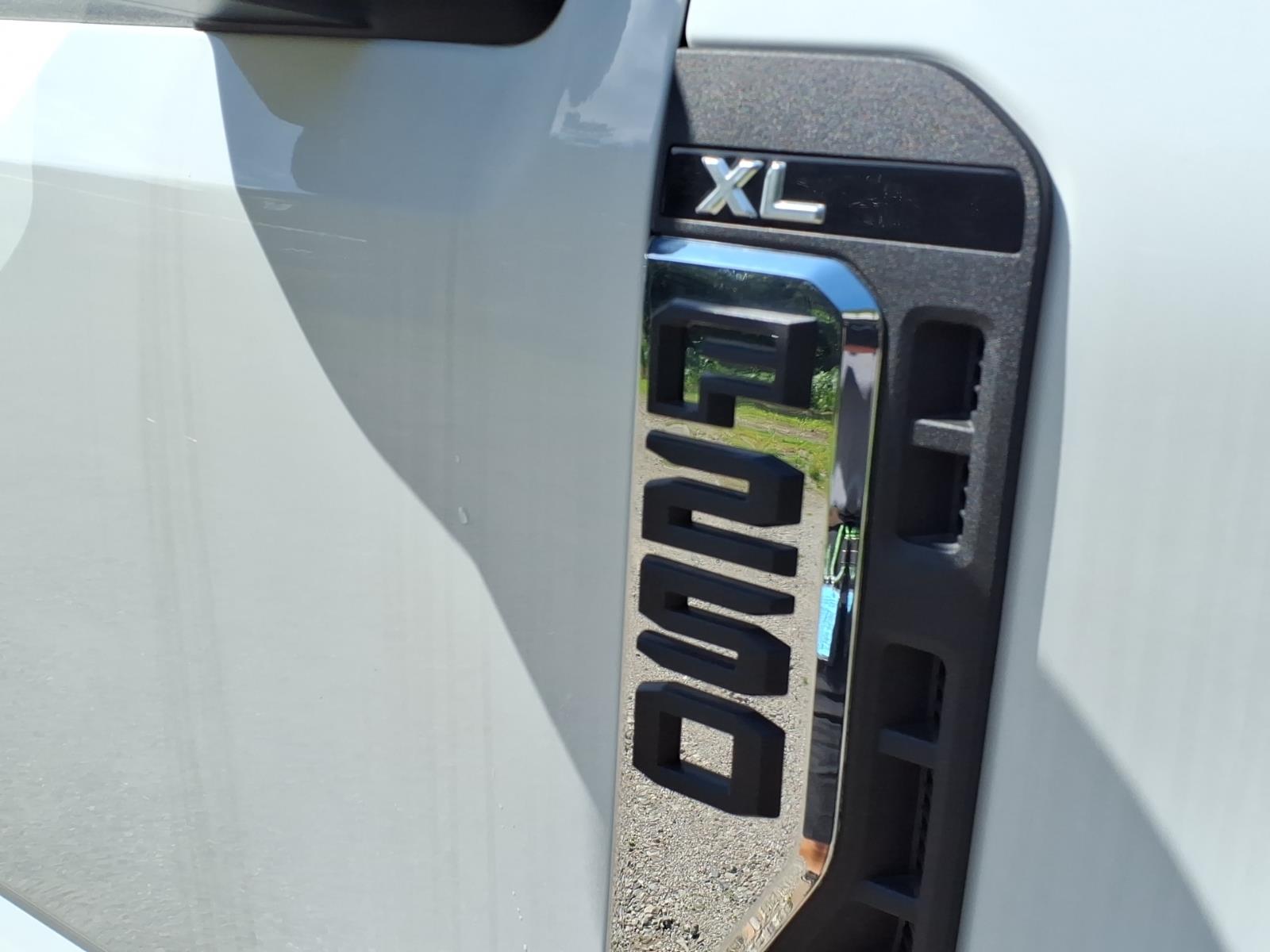 2026 Ford F-250 Super Duty XL - Photo 14