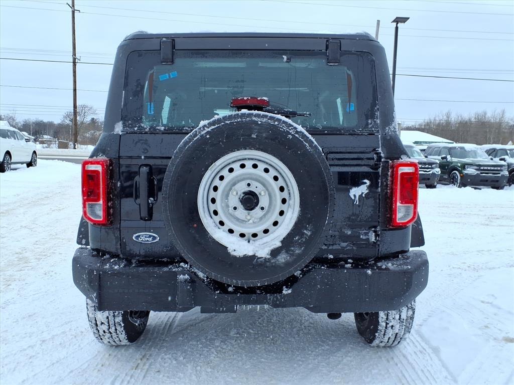 2025 Ford Bronco 4-Door Base - Photo 14