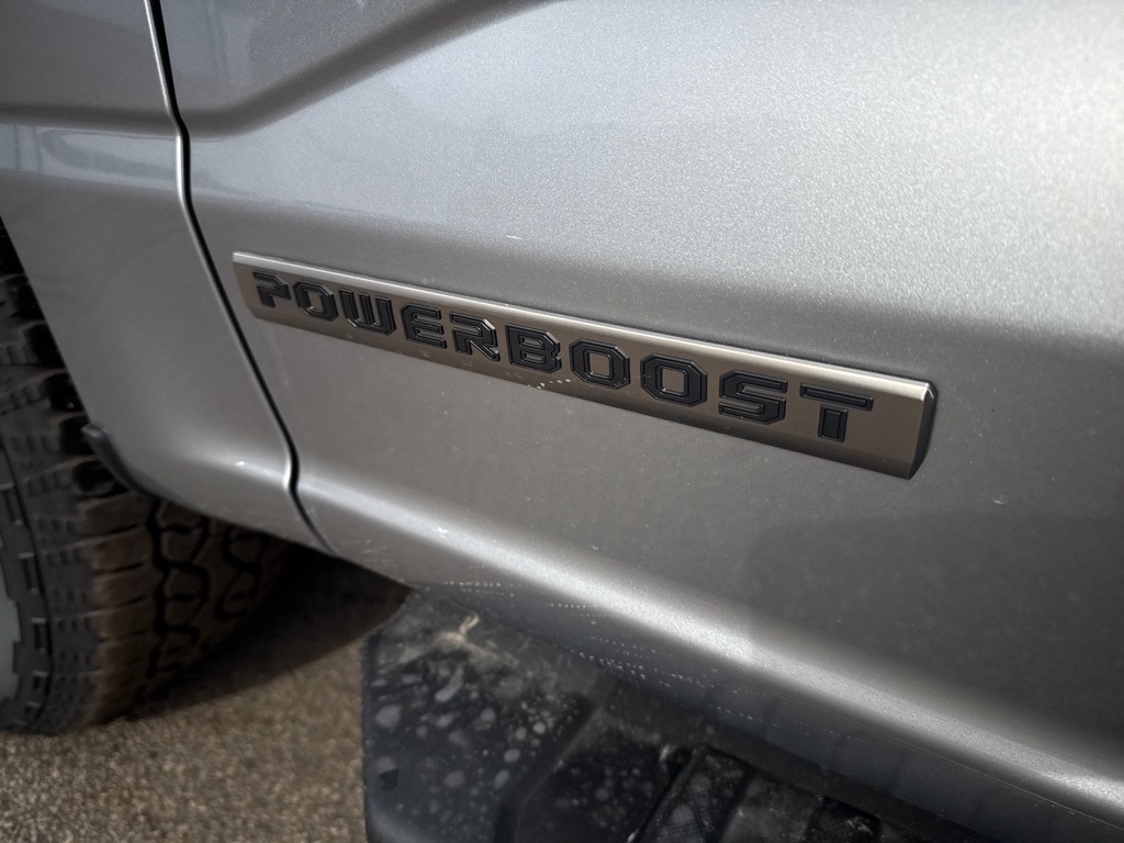 2025 Ford F-150 XLT - Photo 13