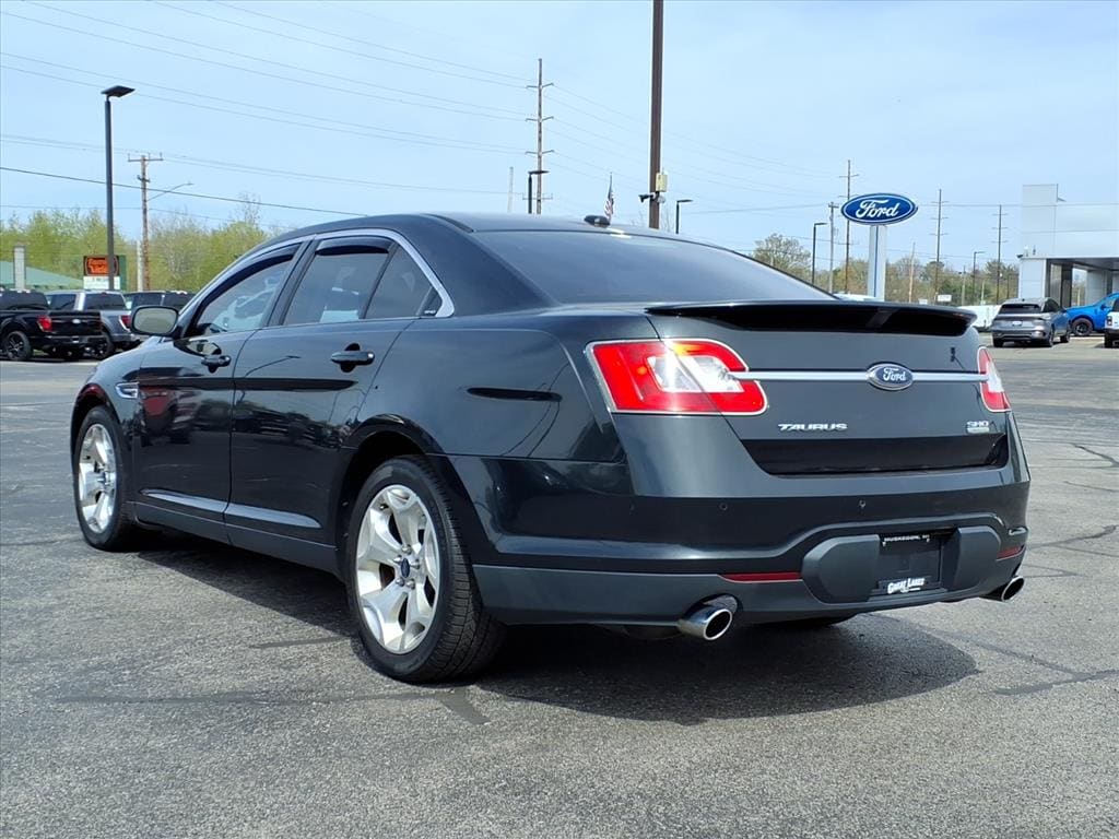 Used 2010 Ford Taurus SHO with VIN 1FAHP2KT5AG127536 for sale in Muskegon, MI