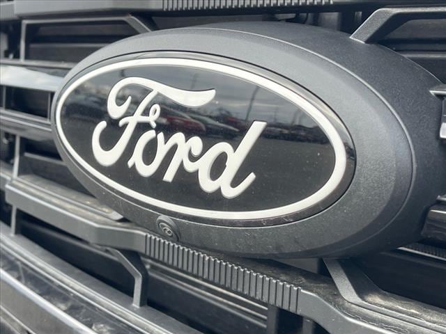 2025 Ford F-150 XLT - Photo 11
