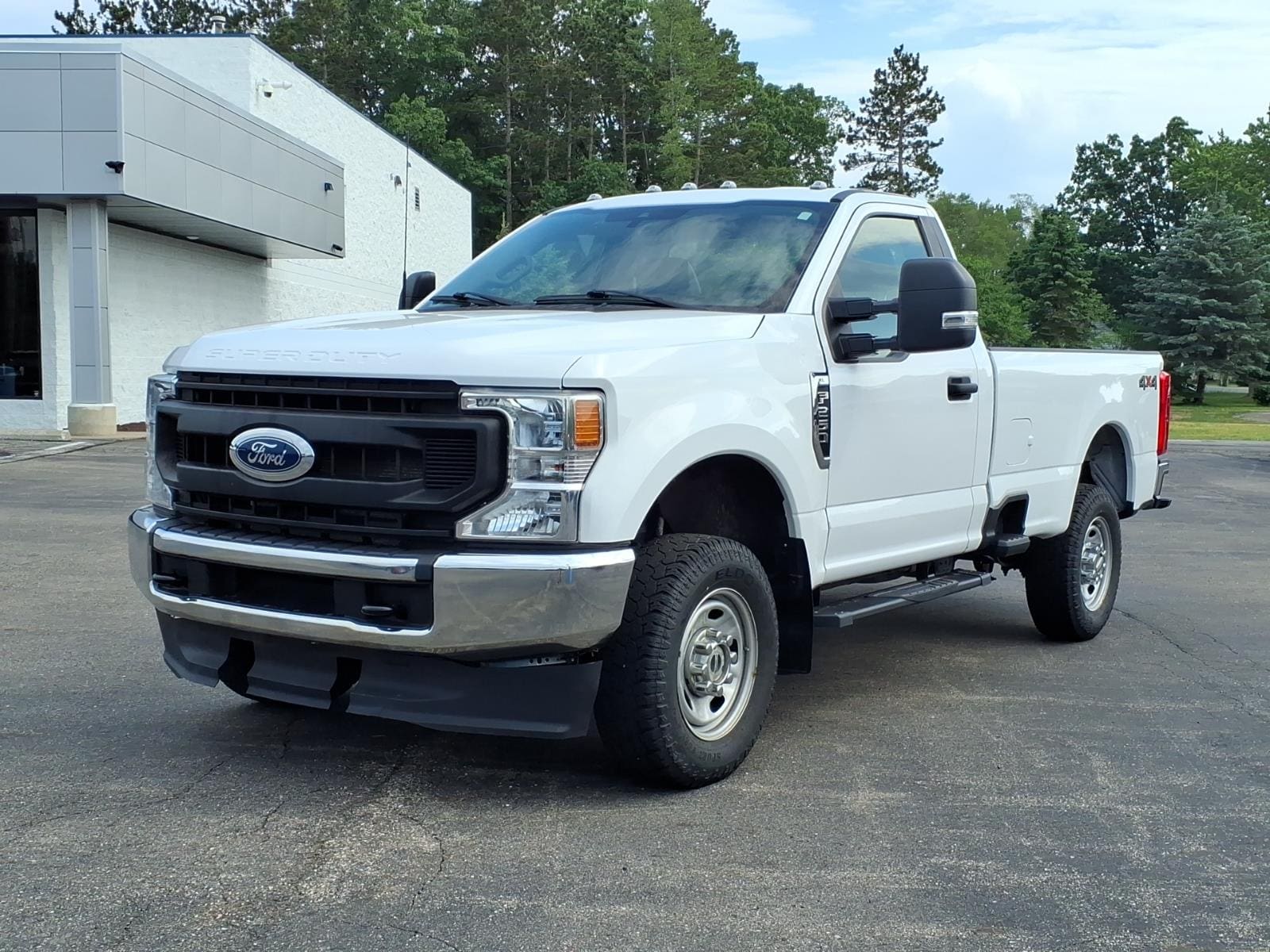 2022 Ford F-250 XL 4x4 Regular Cab 8' Box's photo