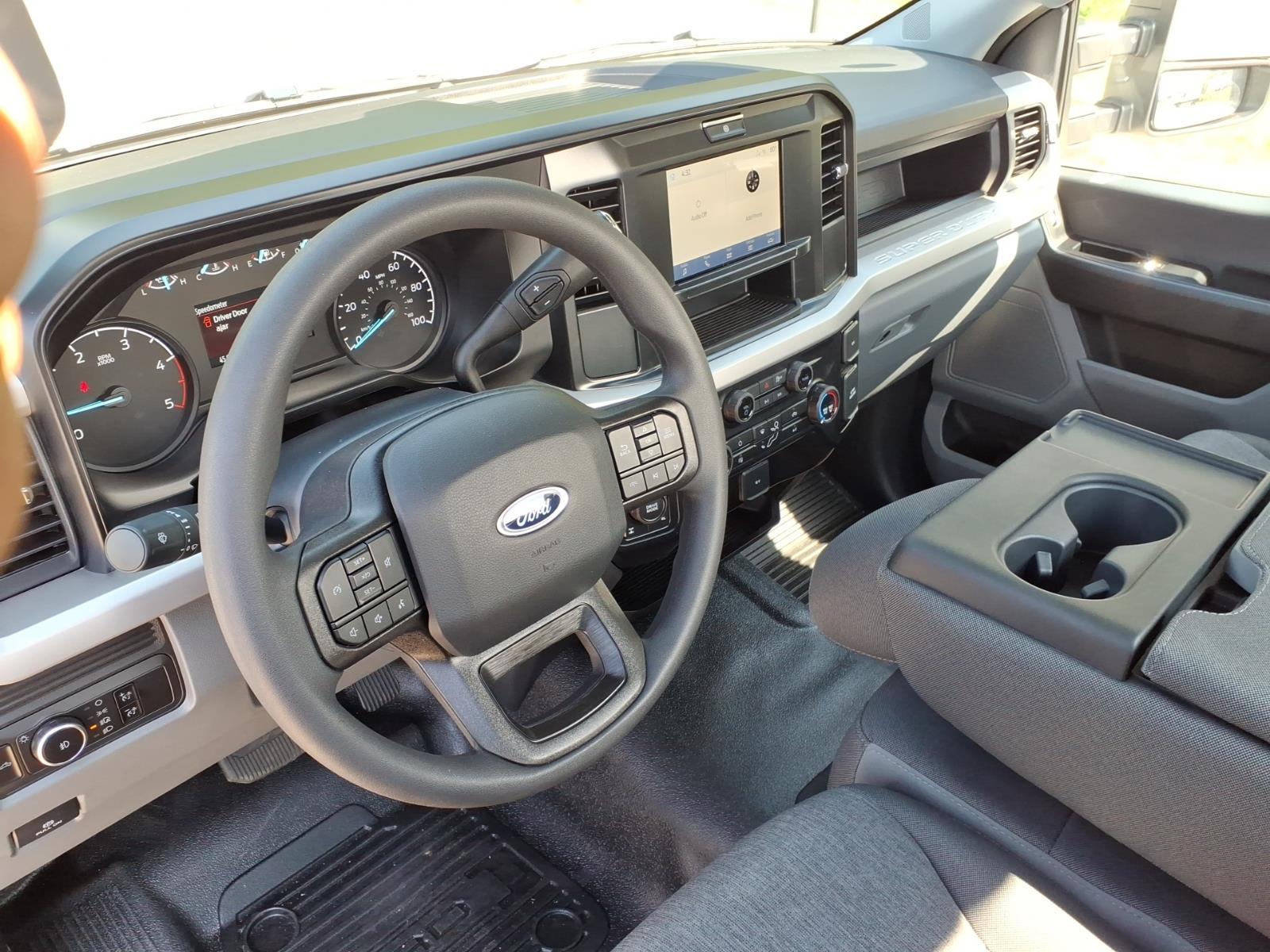 2026 Ford F-250 Super Duty XL - Photo 7