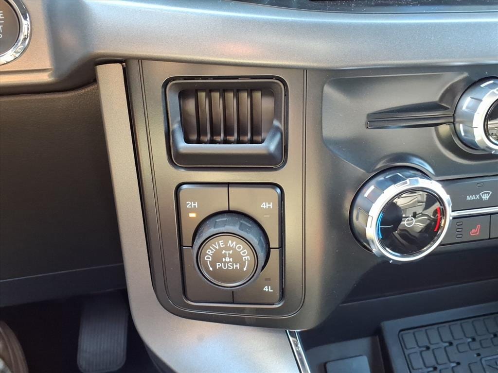 2025 Ford F-150 XLT - Photo 21