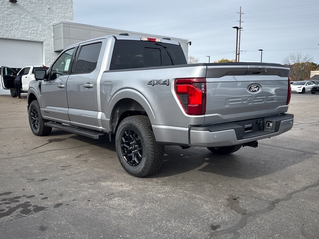 2025 Ford F-150 XLT - Photo 8