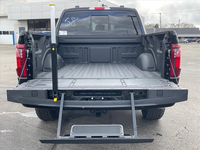 2025 Ford F-150 XLT - Photo 8