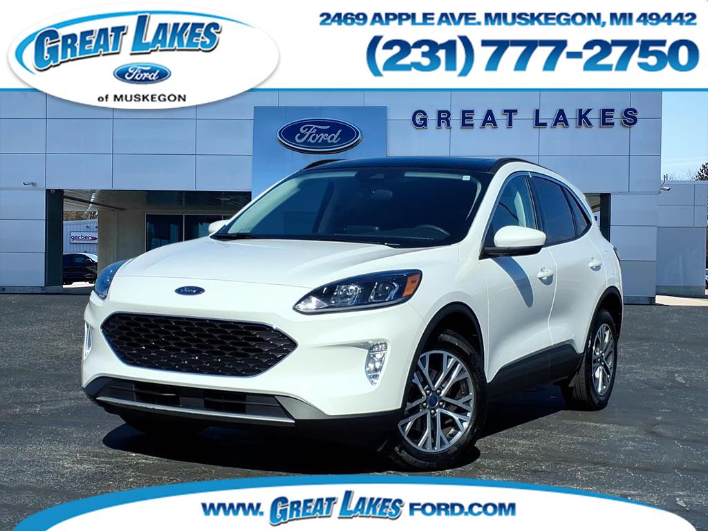 2022 Ford Escape SEL's photo