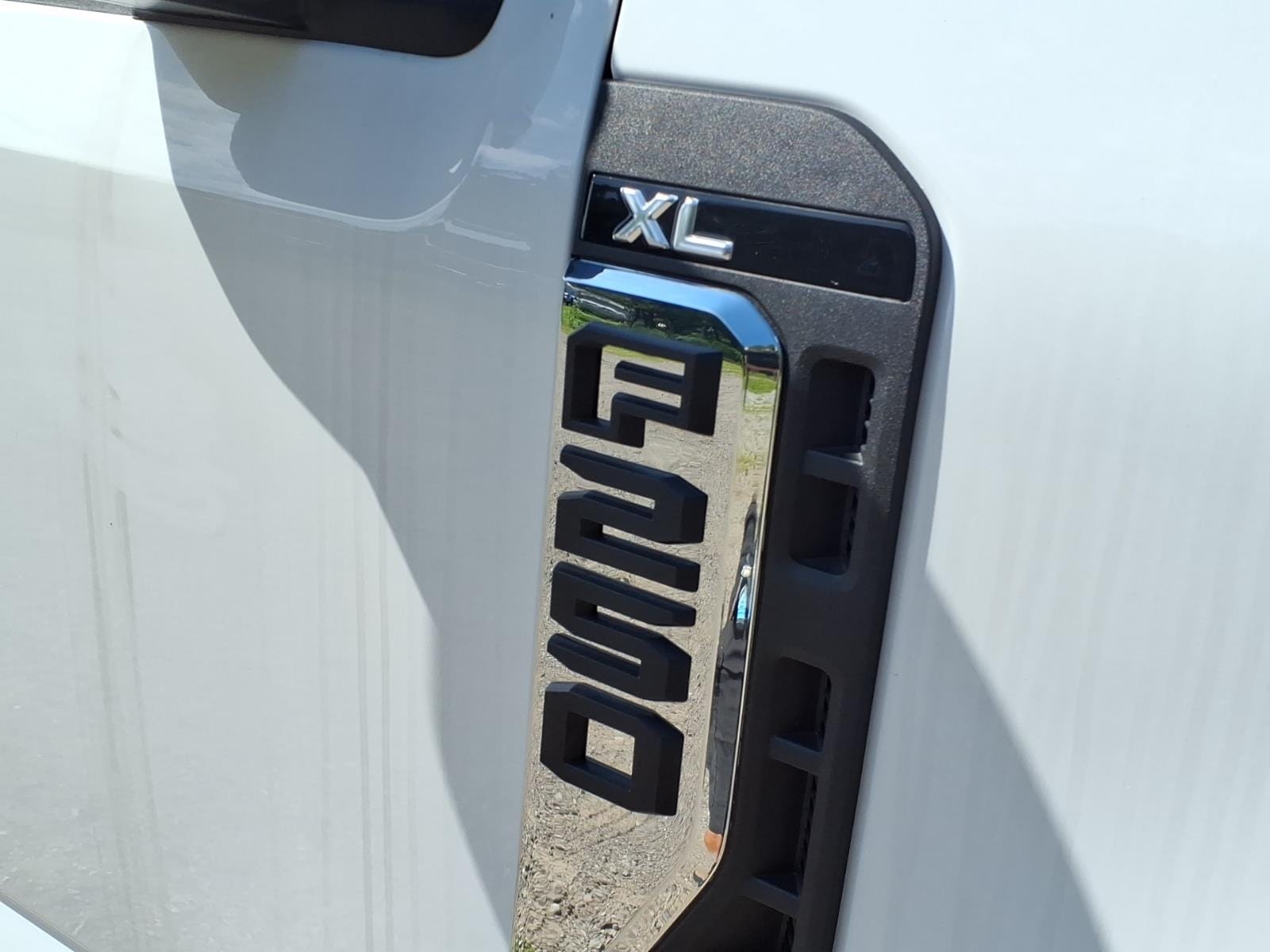 2026 Ford F-250 Super Duty XL - Photo 14