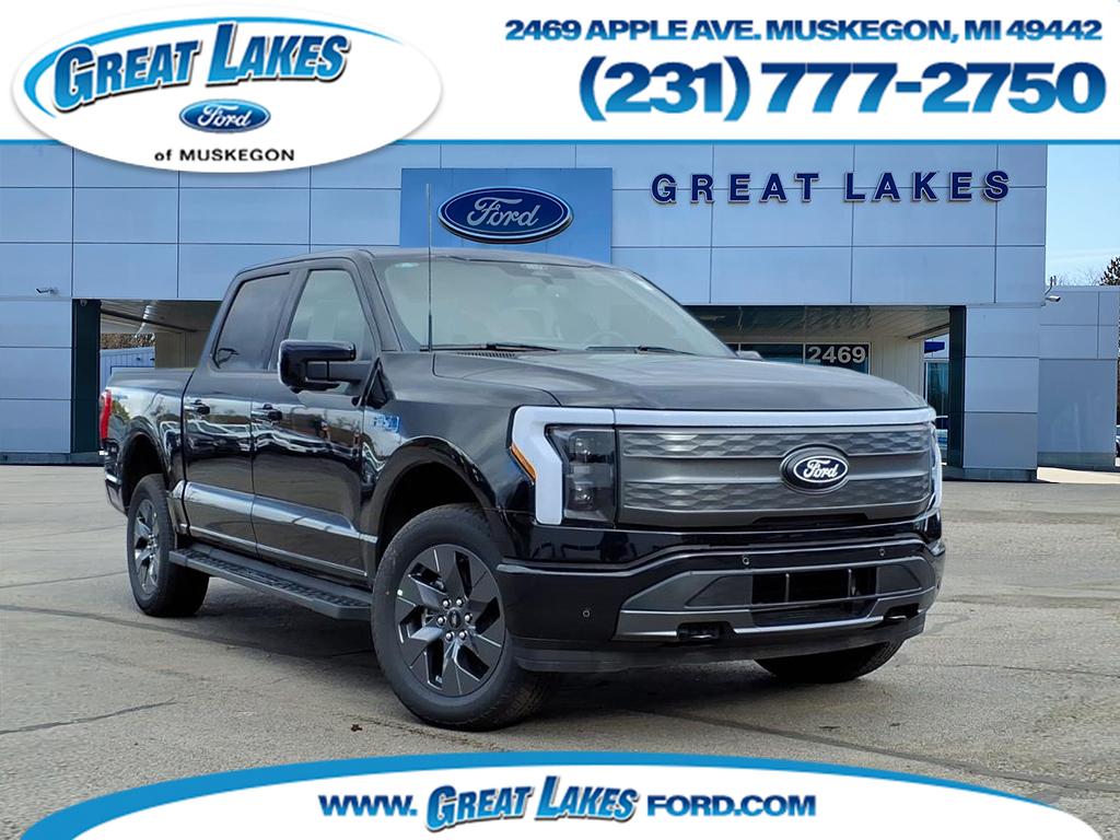 2025 Ford F-150 Lightning Lariat's photo