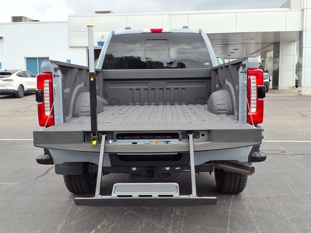 2025 Ford F-350 Super Duty Lariat - Photo 15