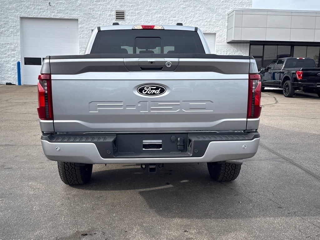 2025 Ford F-150 XLT - Photo 9