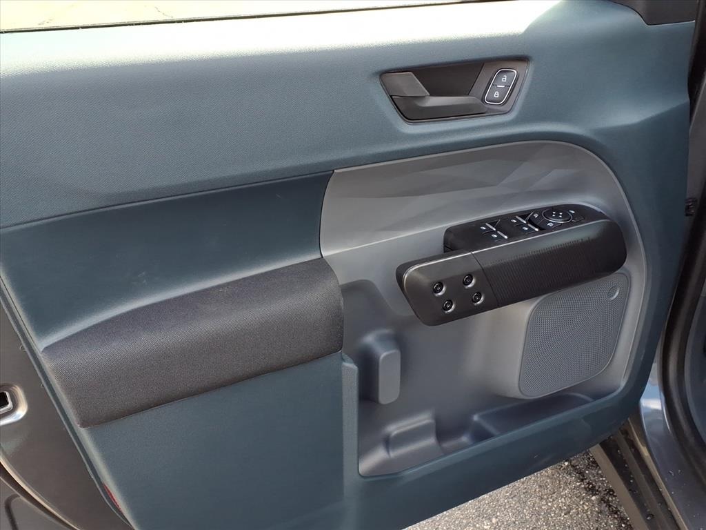 New 2025 Ford Maverick XL AWD XL SuperCrew 4.5 ft. SB