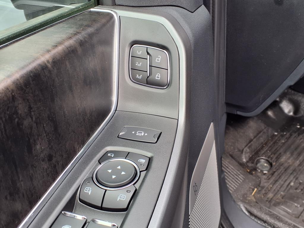2025 Ford F-350 Super Duty Lariat - Photo 6