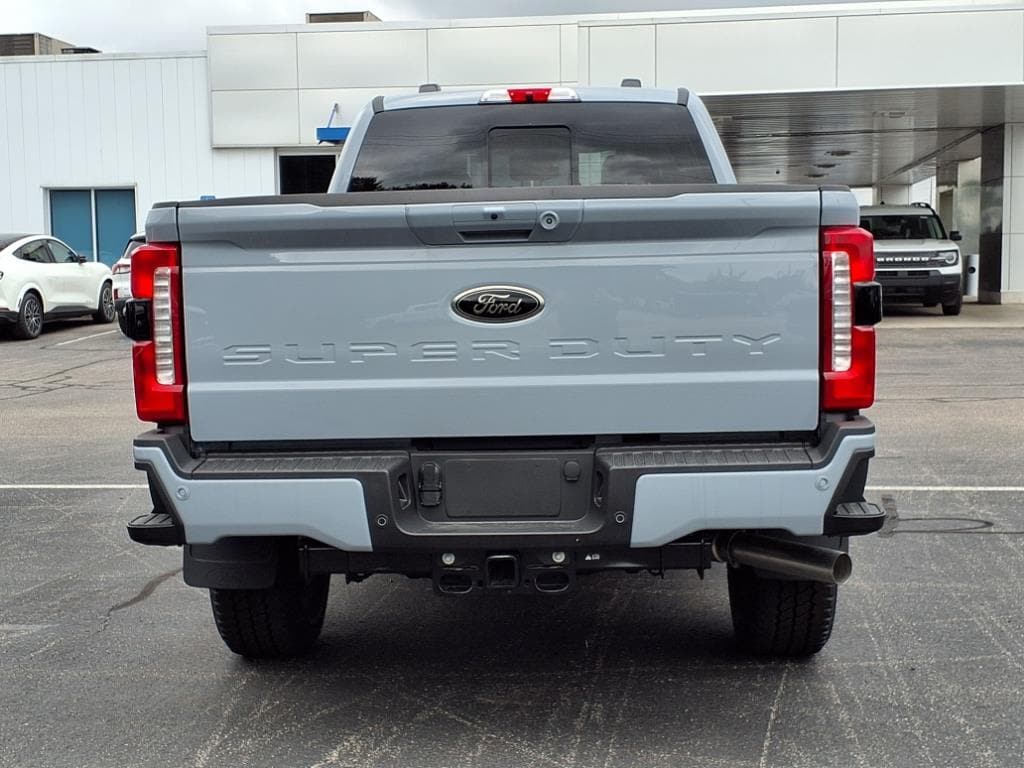 2025 Ford F-350 Super Duty Lariat - Photo 17