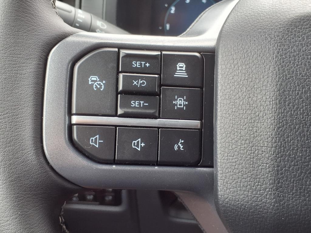 2025 Ford F-150 XLT - Photo 27