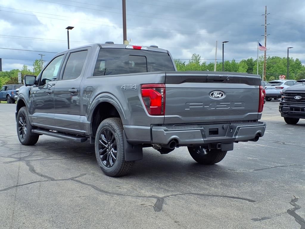 2025 Ford F-150 XLT - Photo 12